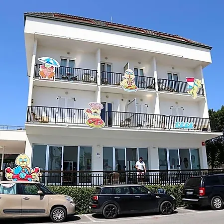 Lido & Marina Palmense
